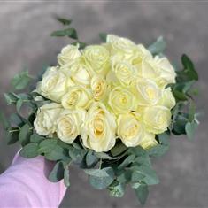 Brides Bouquet in ivory roses