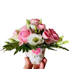 Pink &amp; White Cupcake Posy Arrangement