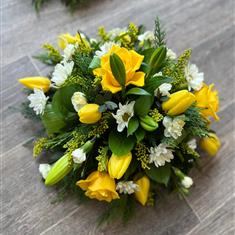Yellow &amp; Green Posy Arrangement 